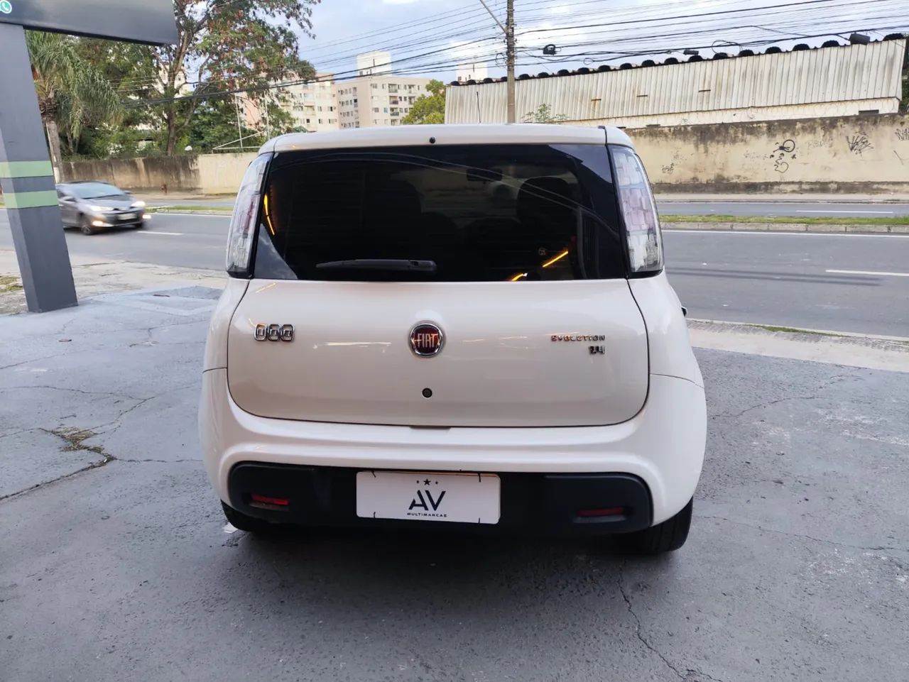 Fiat Uno Evolution 1.4 Fire Flex 8V 5P 2015 - Foto 4