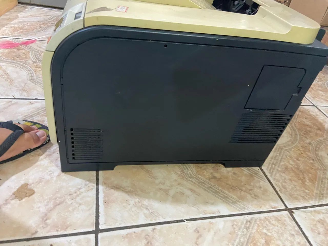 Impressora HP Color Laser - Foto 3