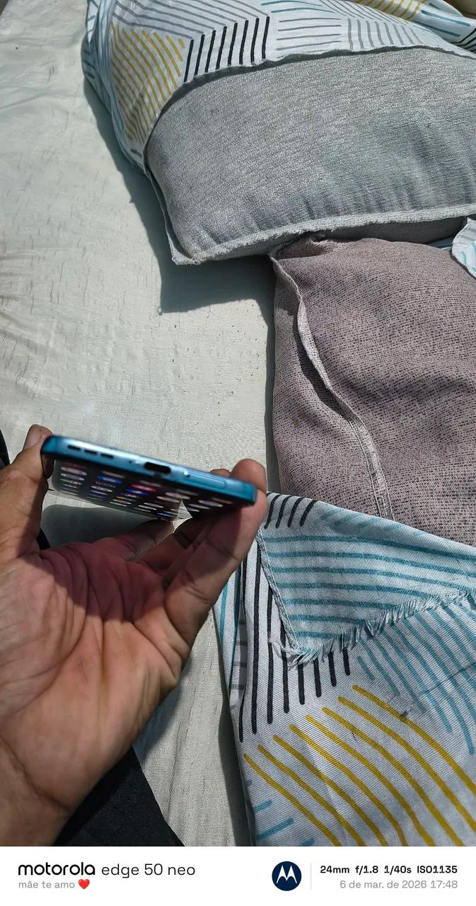 Vendo Celular moto edger 30 pfv ler a descrição  - Foto 3
