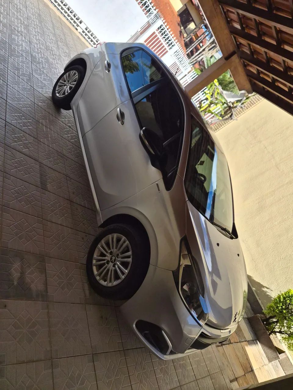Peugeot 208 2019