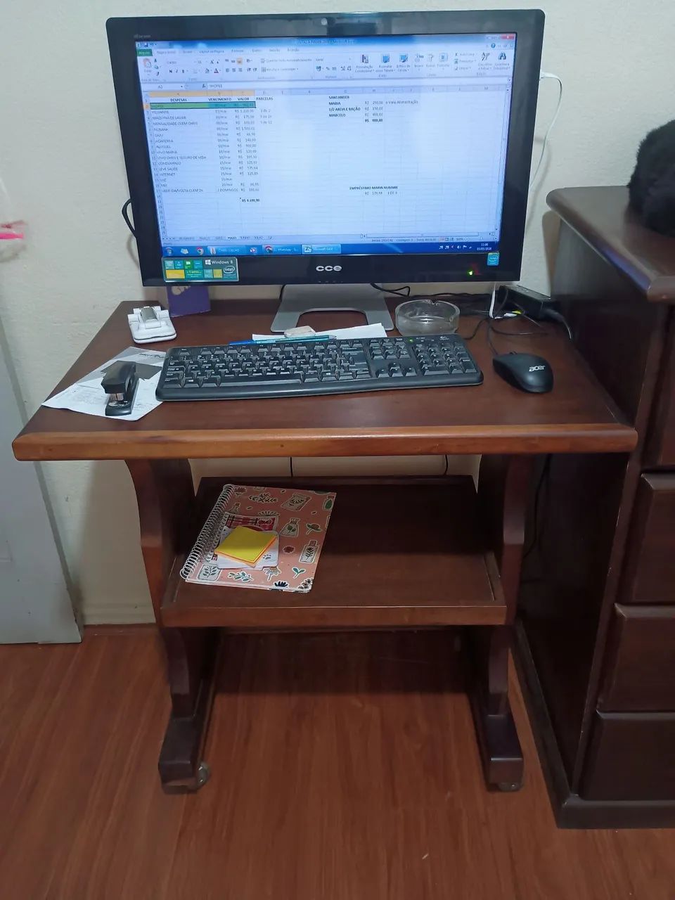Pra sair hoje!!! MESA PARA COMPUTADOR ?