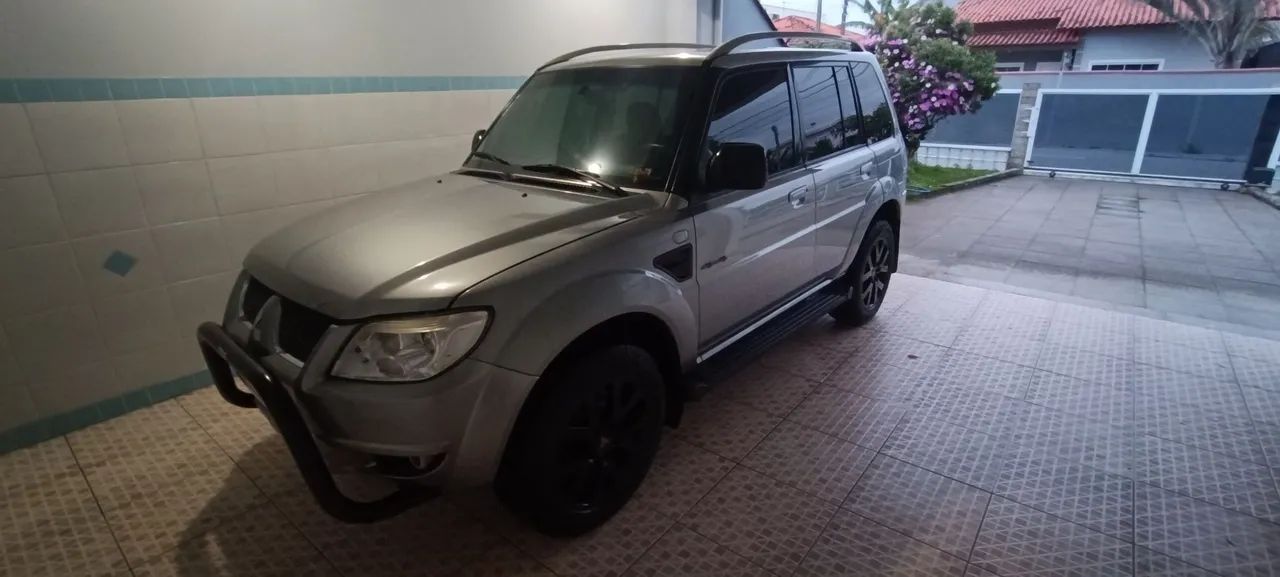 Mitsubishi Pajero Pajero TR4 2.0/ 2.0 Flex 16V 4x4 Aut. 2015