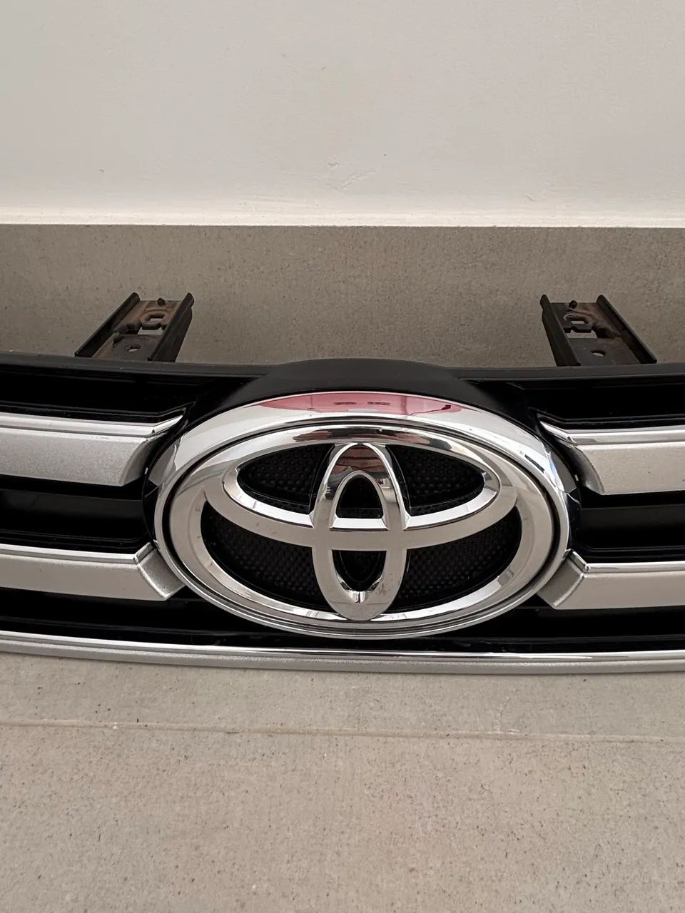 Grade frontal Hilux 2016-2018 - Foto 2