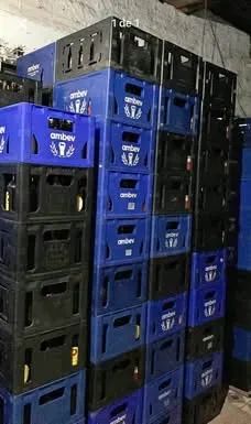 Vendo 60 engradado da Ambev. 