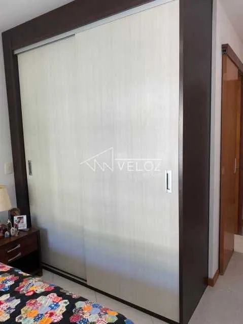 Apartamento - / Residencial / Humaitá