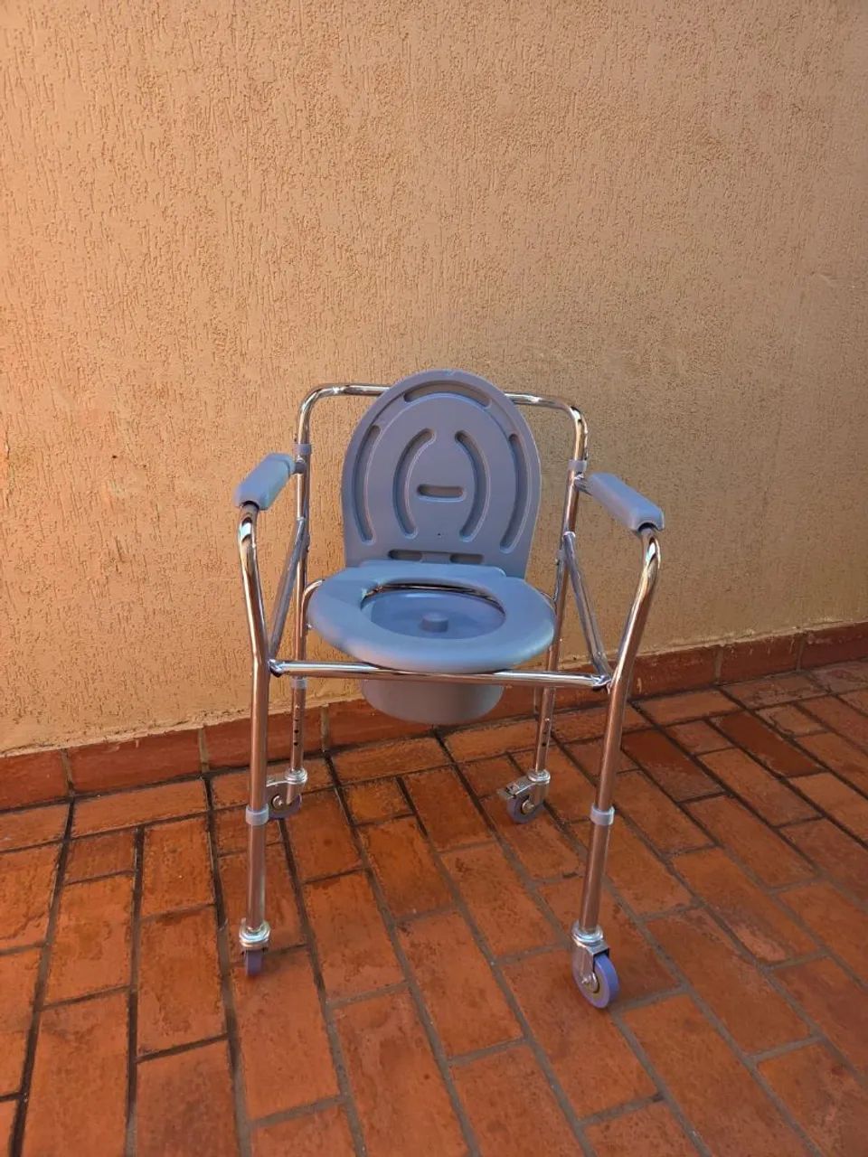 Cadeira de Banho - Foto 2