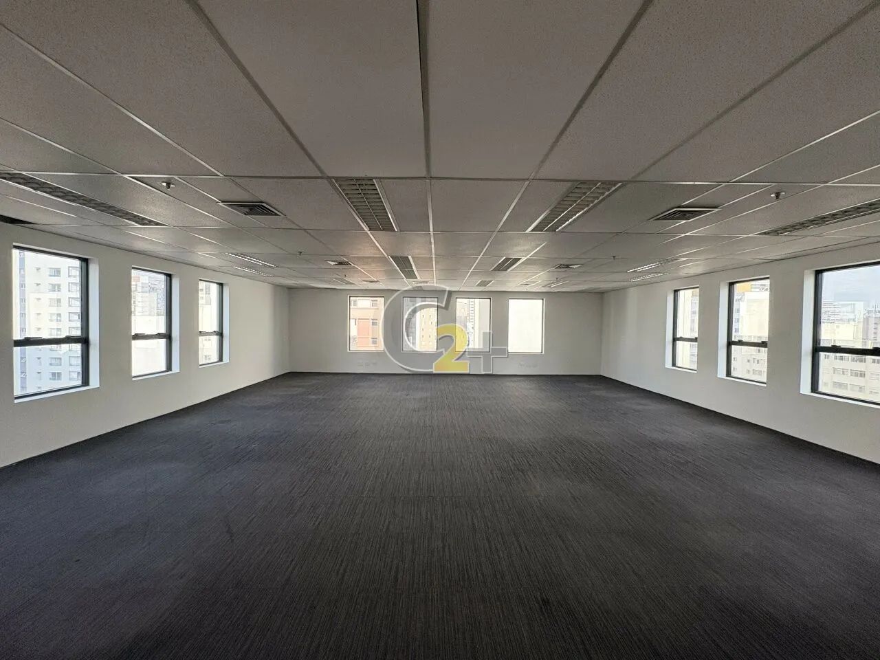 Conjunto comercial para locação em Pinheiros