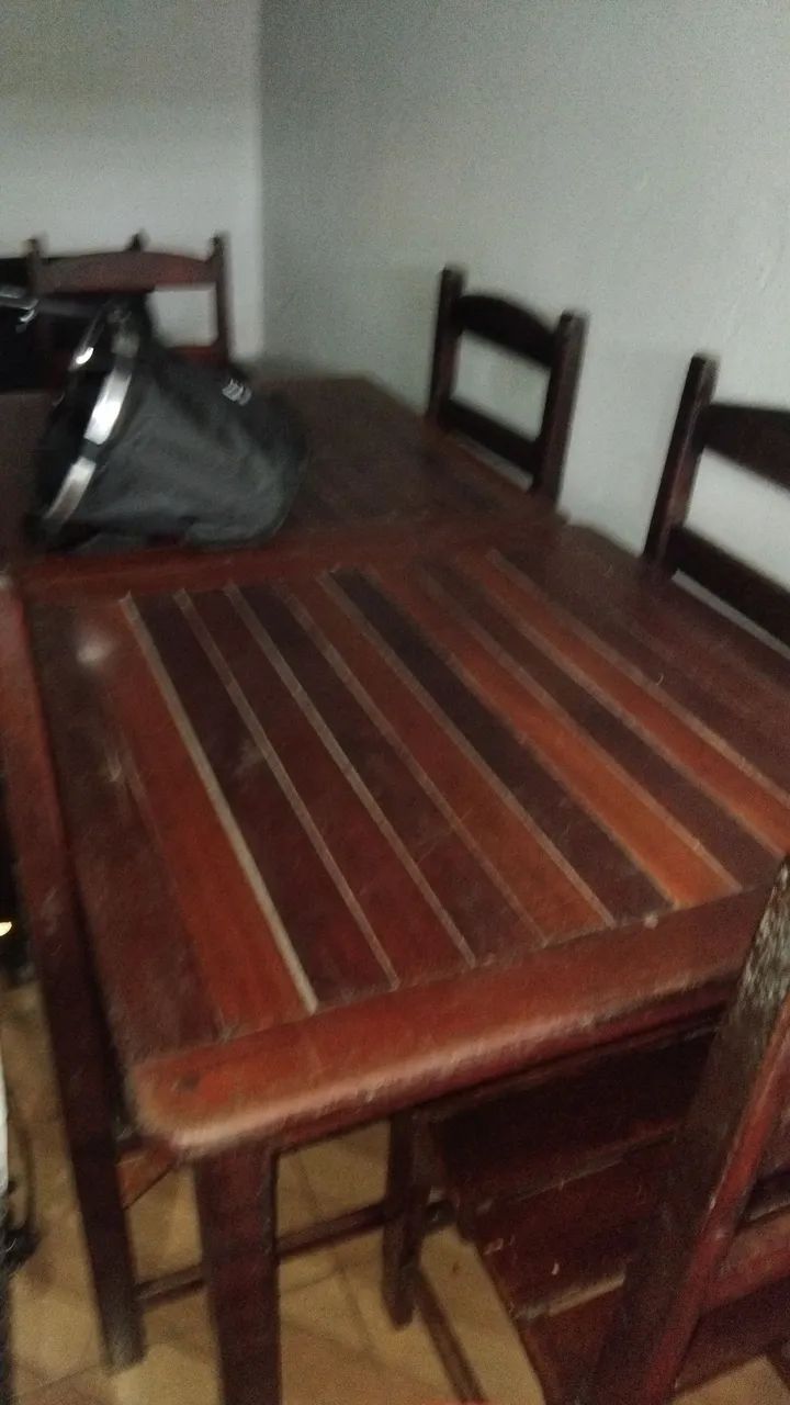 Mesa de madeira com 6 cadeiras ideal para restaurante  - Foto 2