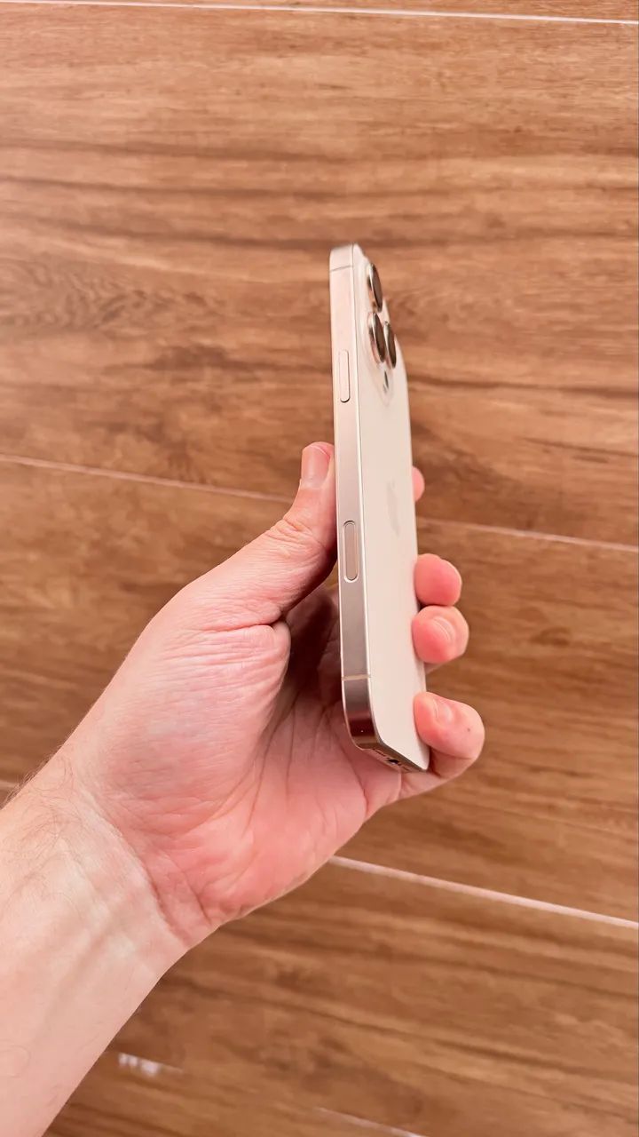 iPhone 16 pro Max 256 - Foto 2