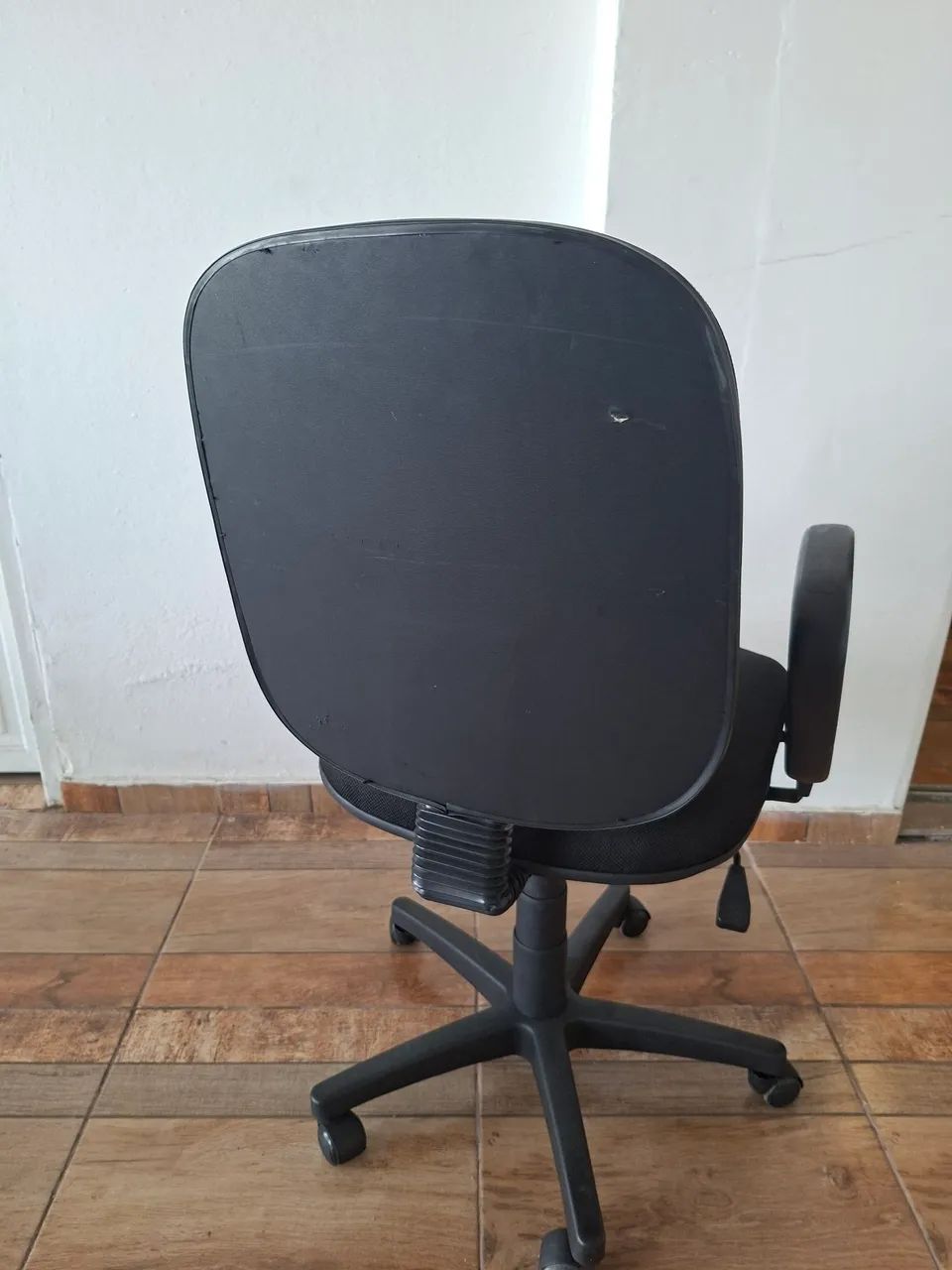 Cadeira de escritório giratória  - Foto 4