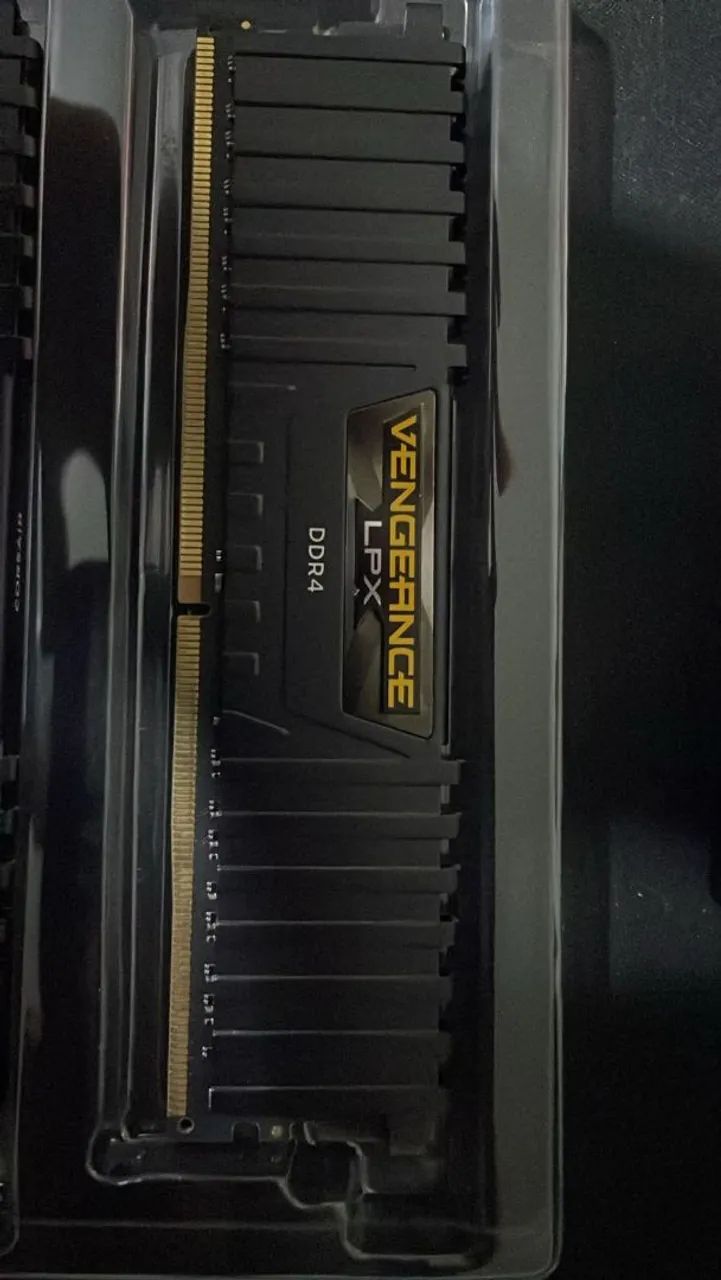 Memoria ram 2x 4gb 2.400mhz - Foto 3