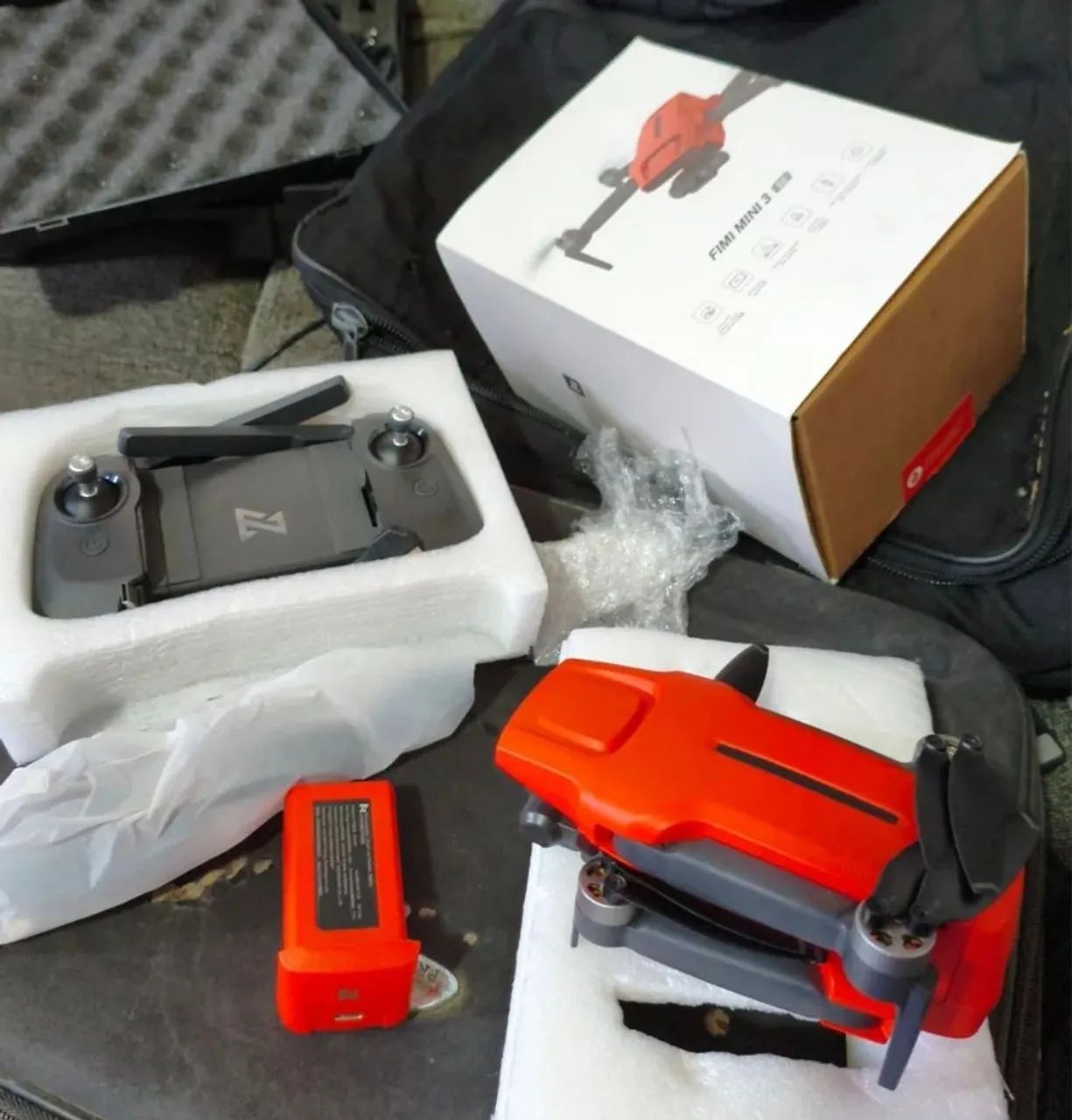 Drone Fimi Mini 3 Se, (Bateria extra) Cartão de Memória  - Foto 4