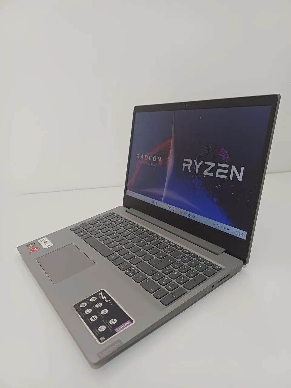 Lenovo Gamer Ryzen 5-3500u, 256 Gb nvme, 8 Gb, Placa video Radeon V8 2gb - Foto 2