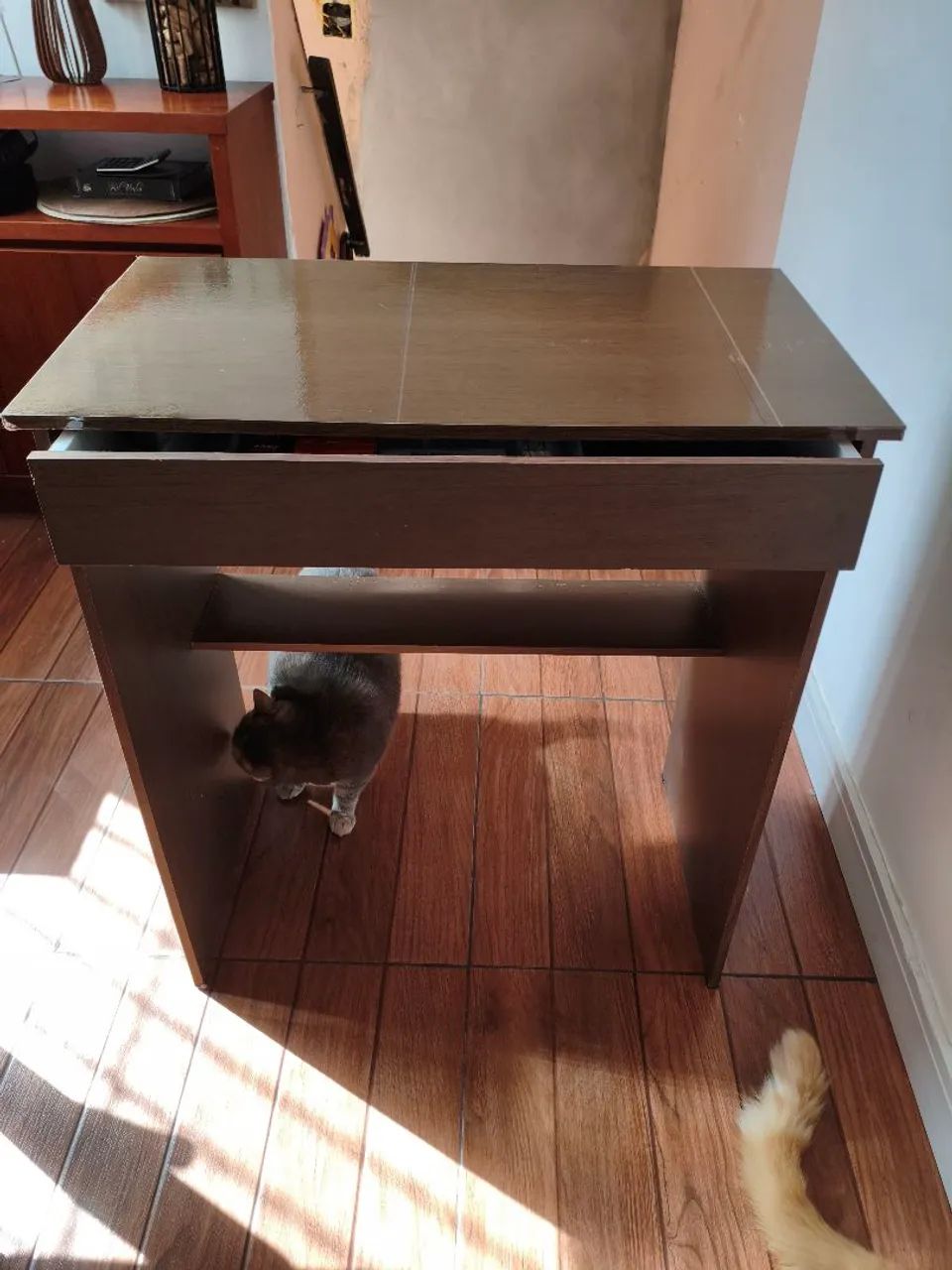 Mesa escrivaninha