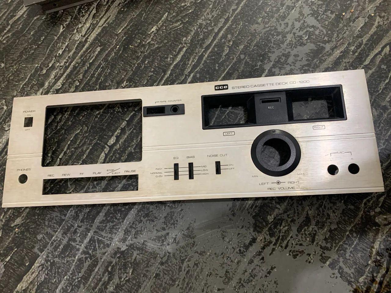 Frente tape deck CCE CD1200 - Foto 2