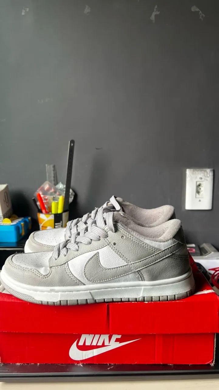 Vendo Nike dunk low grey