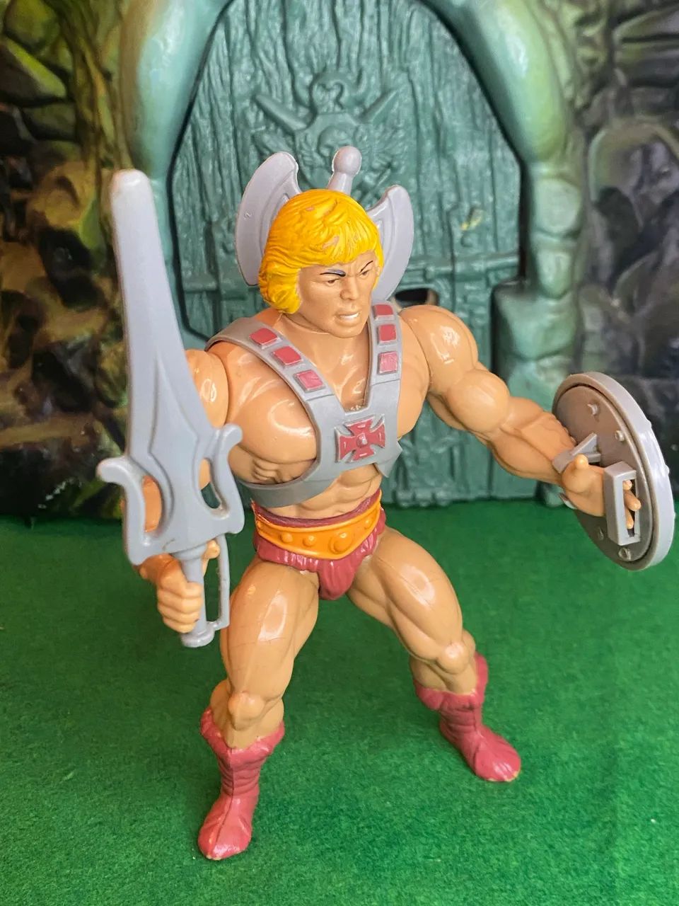 Boneco HE MAN ESTRELA COMPLETO 