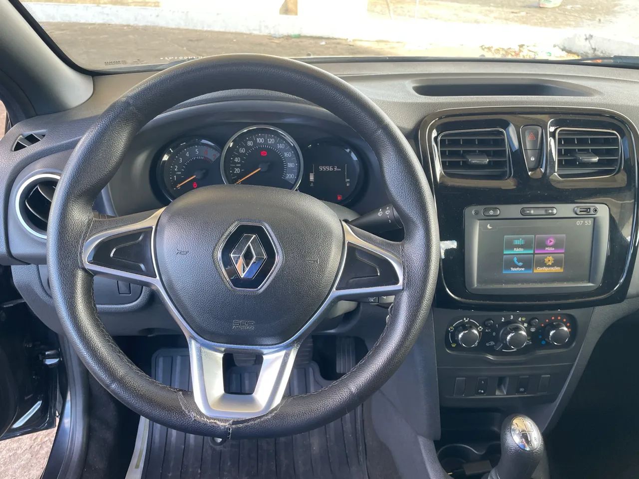 Renault Logan Zen Flex 1.0 12V 4P Mec. 2023 - Foto 5