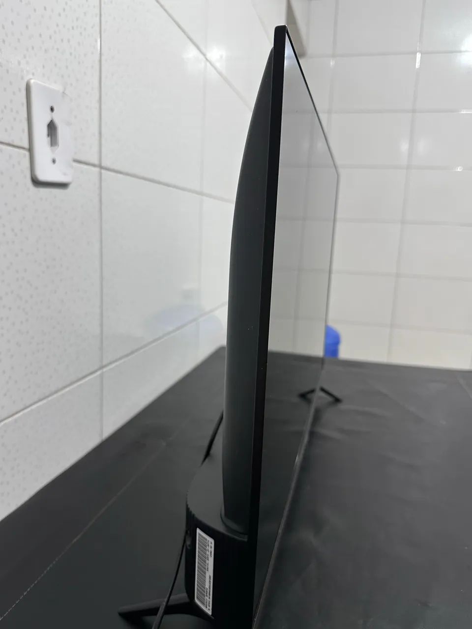 TV  semp  roku tv smart 32 nova  - Foto 4