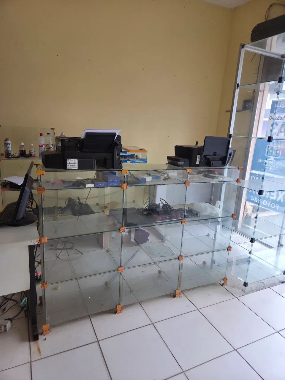 VITRINE DE VIDRO