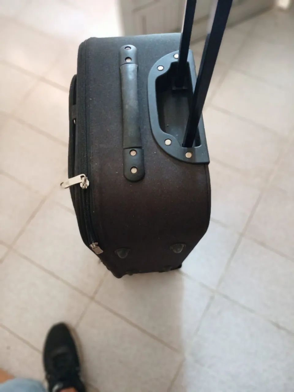 Mala de 23 kg de viagem muito nova - Foto 4