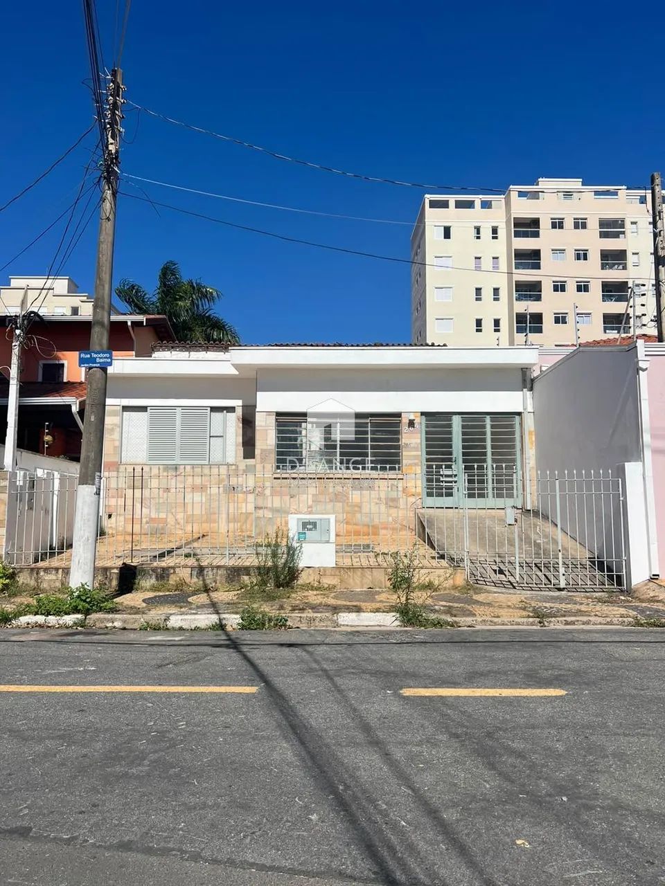 Casa para alugar no bairro Jardim Proença em Campinas - SP