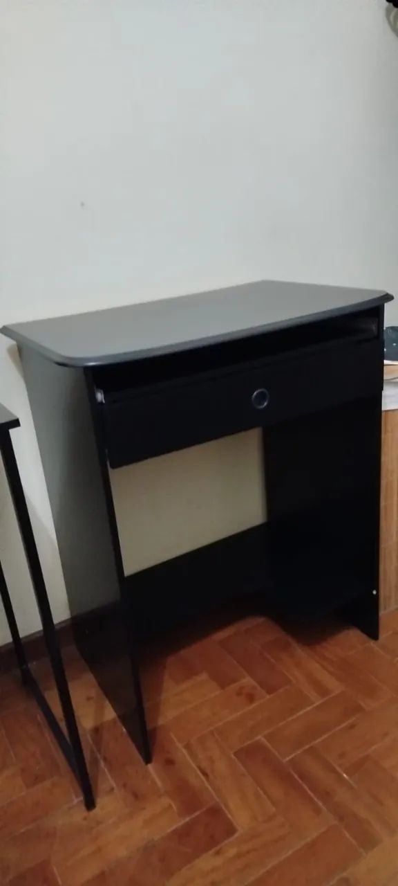 Escrivaninha para Notebook Prática com Gaveta