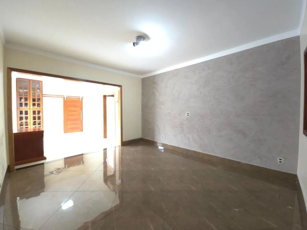 Casa à venda em Hortolândia, Parque Ortolândia, com 3 quartos, com 360 m² - Foto 3