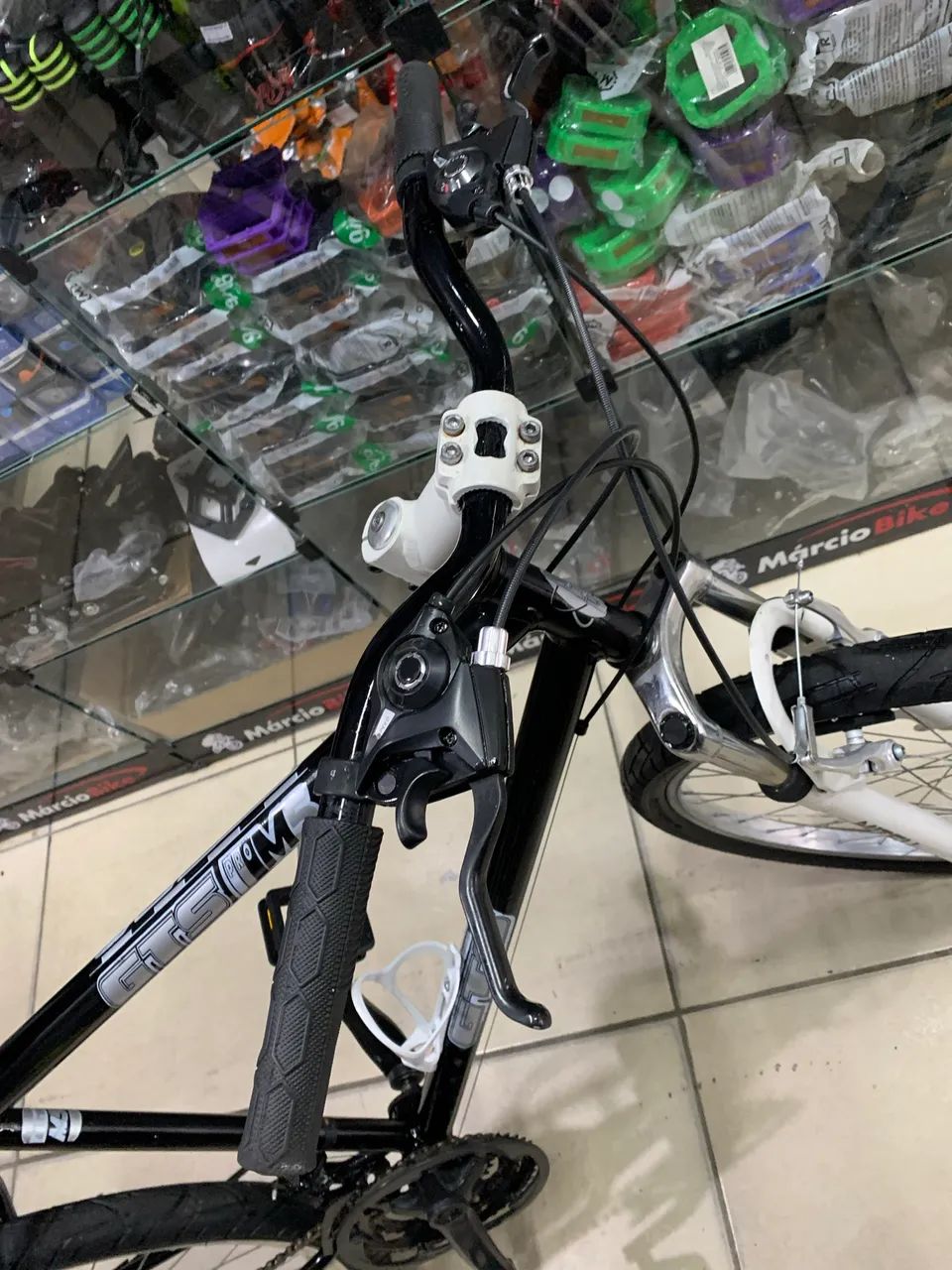 Bicicleta aro 26  Preta Gts !  - Foto 5