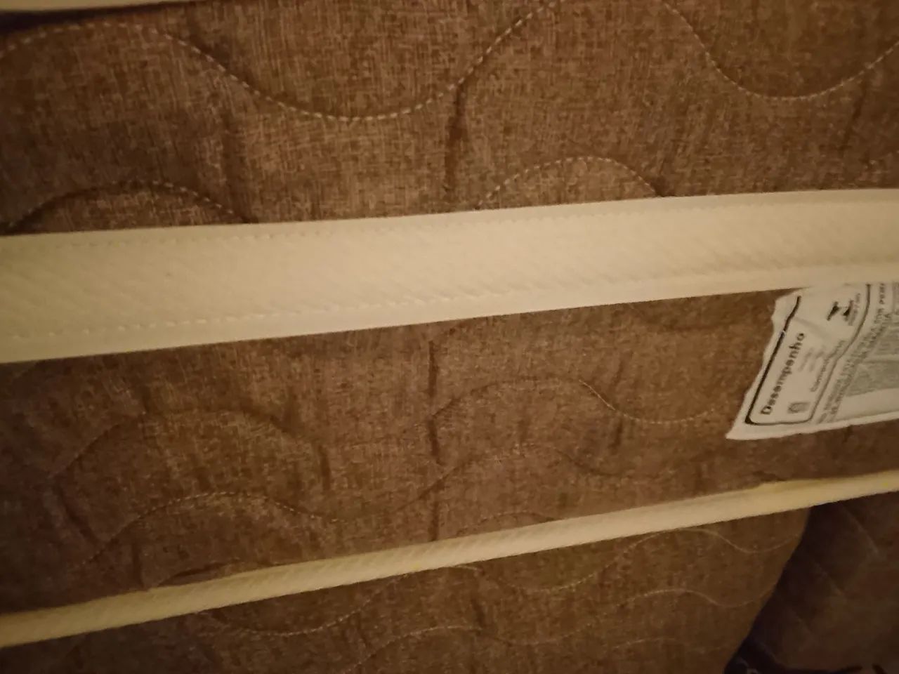 Vendo cama box Queen 