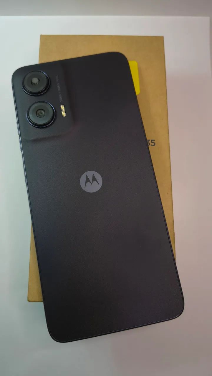Celular Motorola Moto G35 - Foto 3
