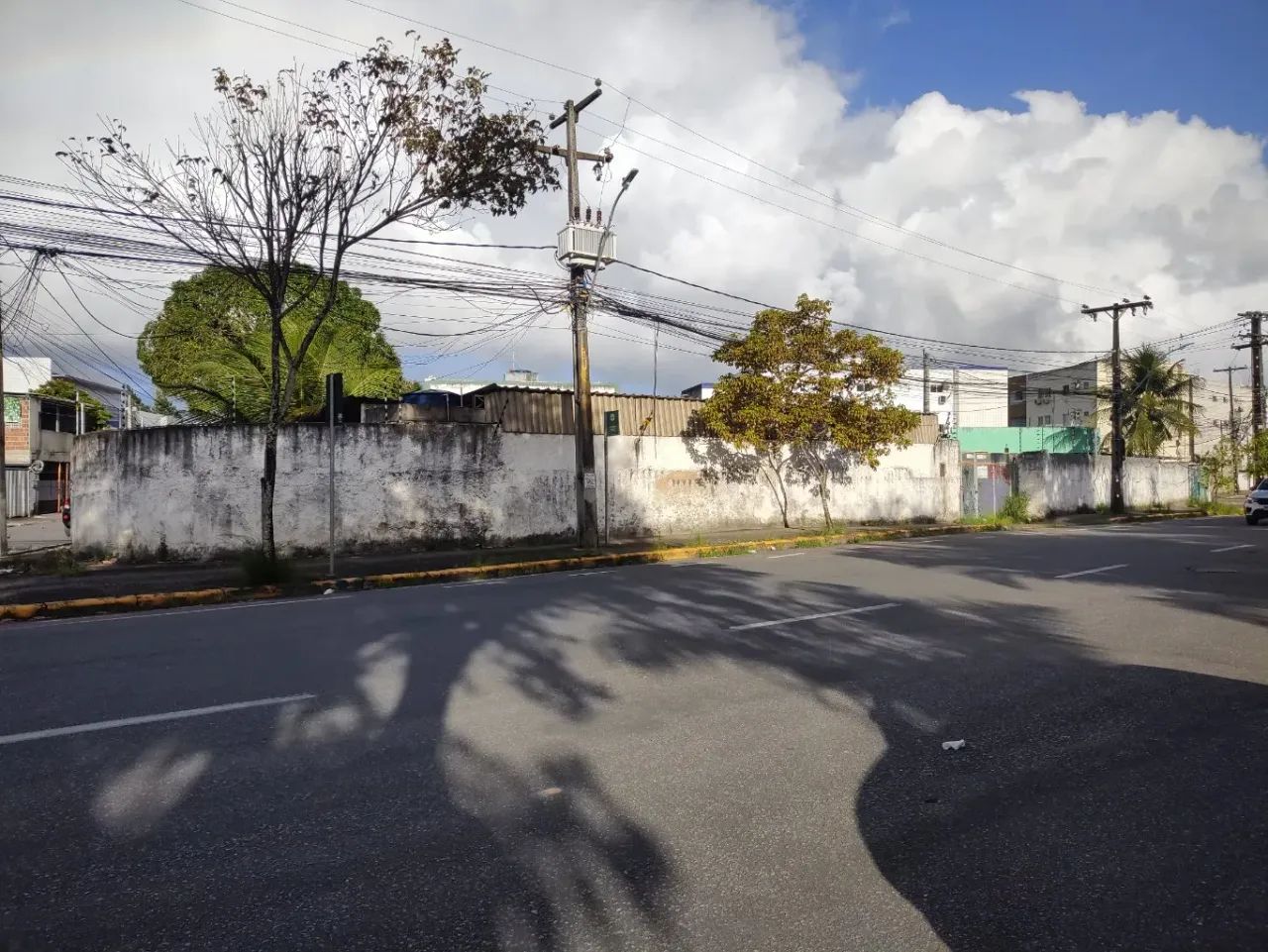 GALPÃO COM 1.200 M² EM LOCALIZAÇÃO CENTRAL NA IPUTINGA - Foto 2