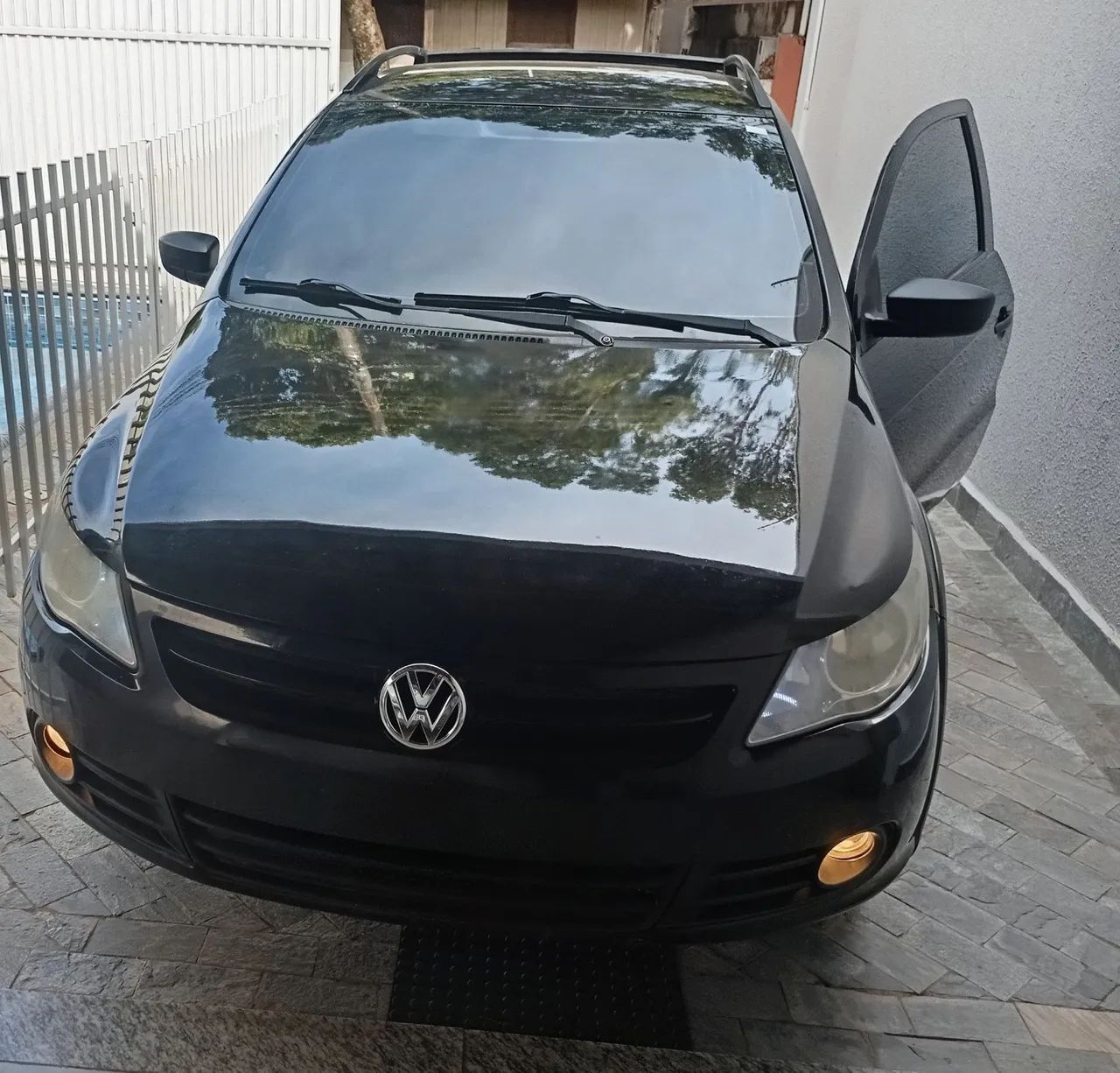 Volkswagen Saveiro Saveiro 1.6 Mi Total Flex 8V CE 2011