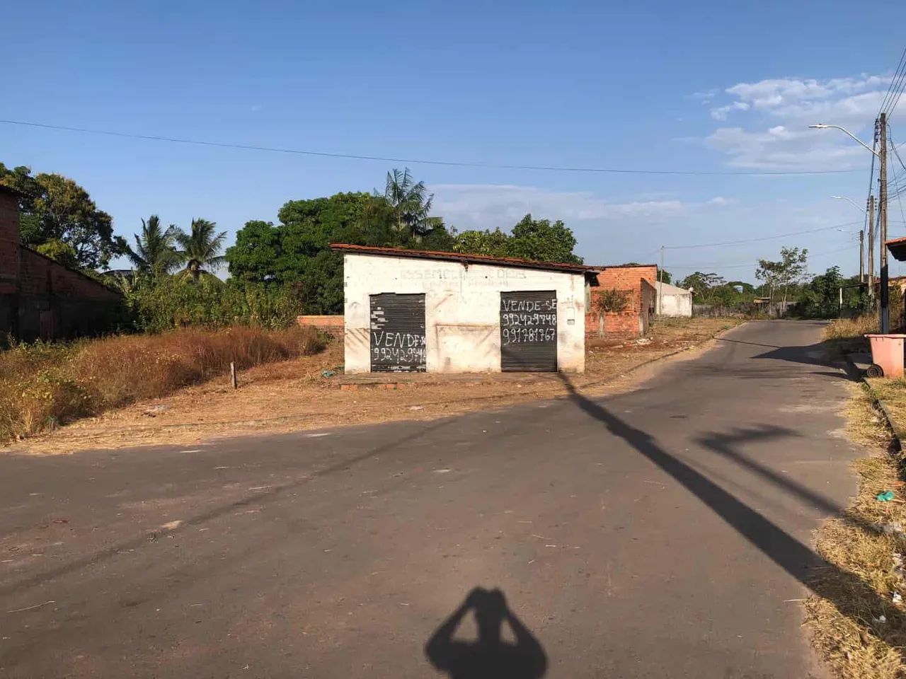TERRENO COM CASA  À VENDA - Foto 2