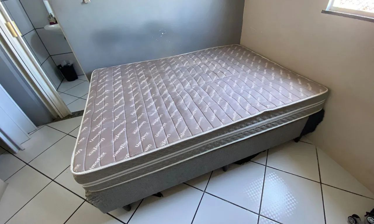 CAMA CASAL 