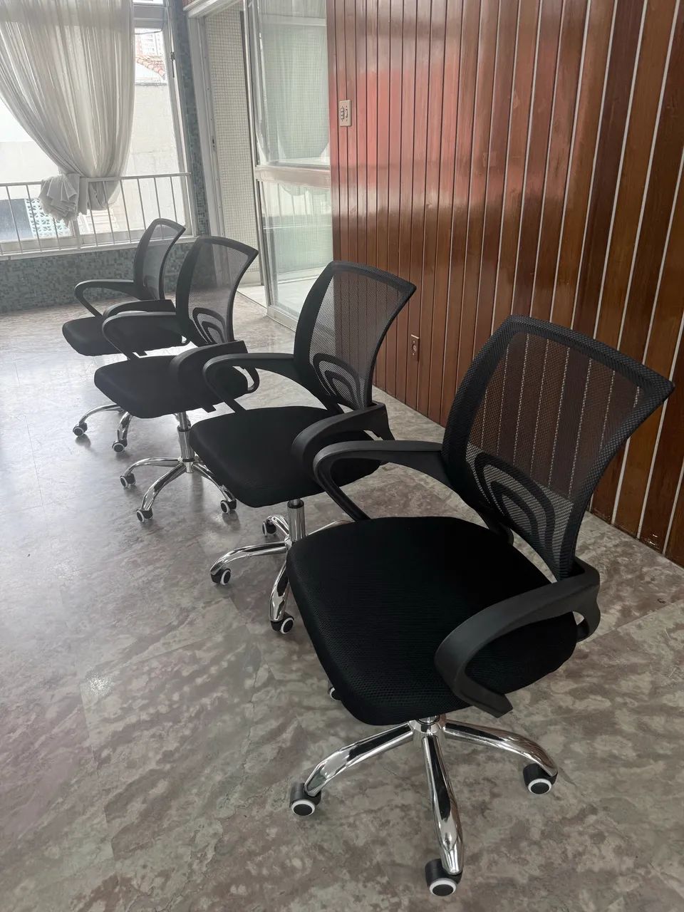 Cadeira Escritório Giratória Tela Mesh - Base Cromada - R$ 199 - Foto 3