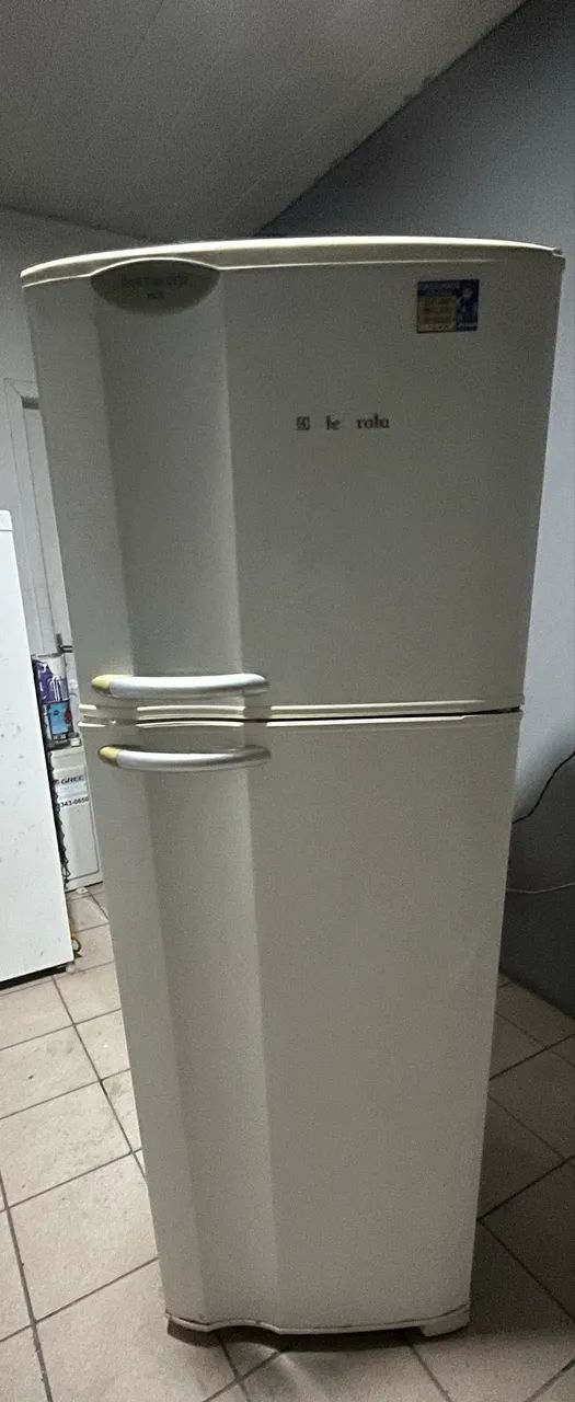 Geladeira Eletrolux  - Foto 2
