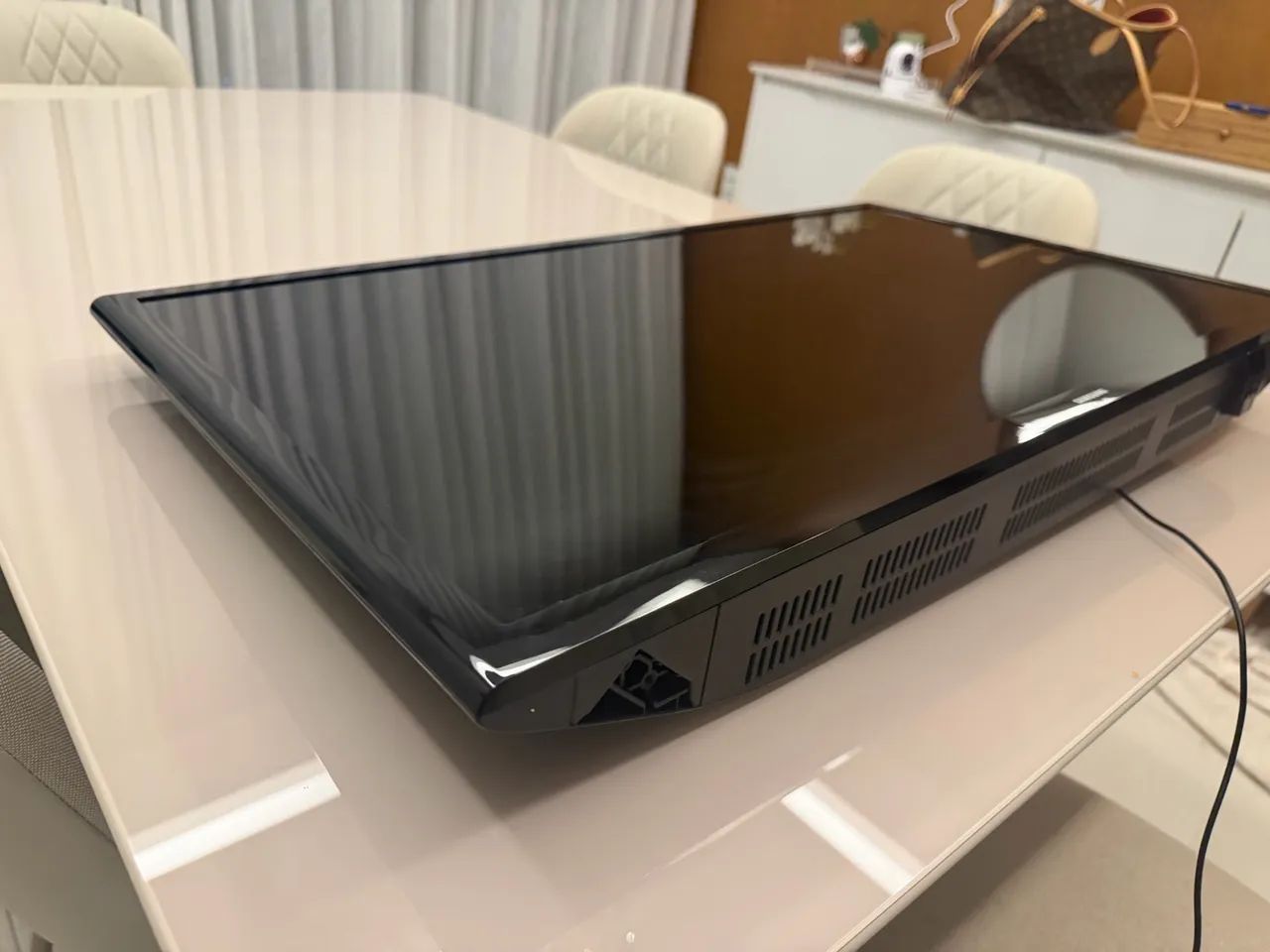 Vendo Smart TV Samsung J4300 de 32 polegadas em excelente estado de conservação.  - Foto 5