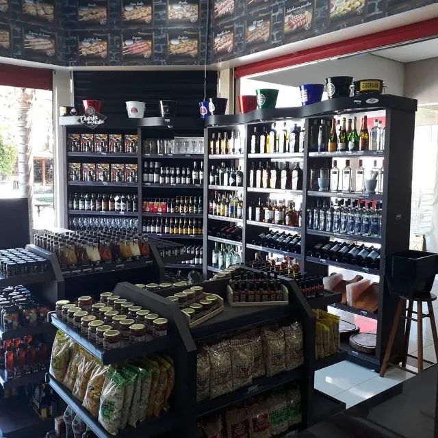 ESTANTES + GÔNDOLAS PREMIUM MADEIRA - LOJA COMPLETA BAR / EMPÓRIO