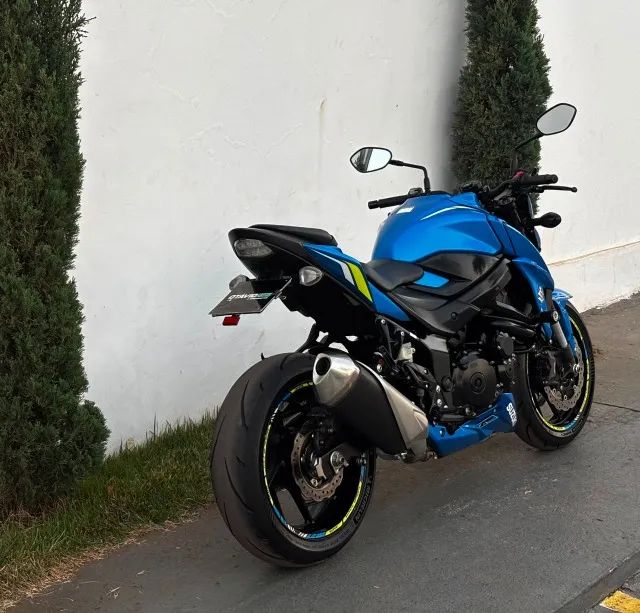 SUZUKI GSX-S750 2020 - Foto 3