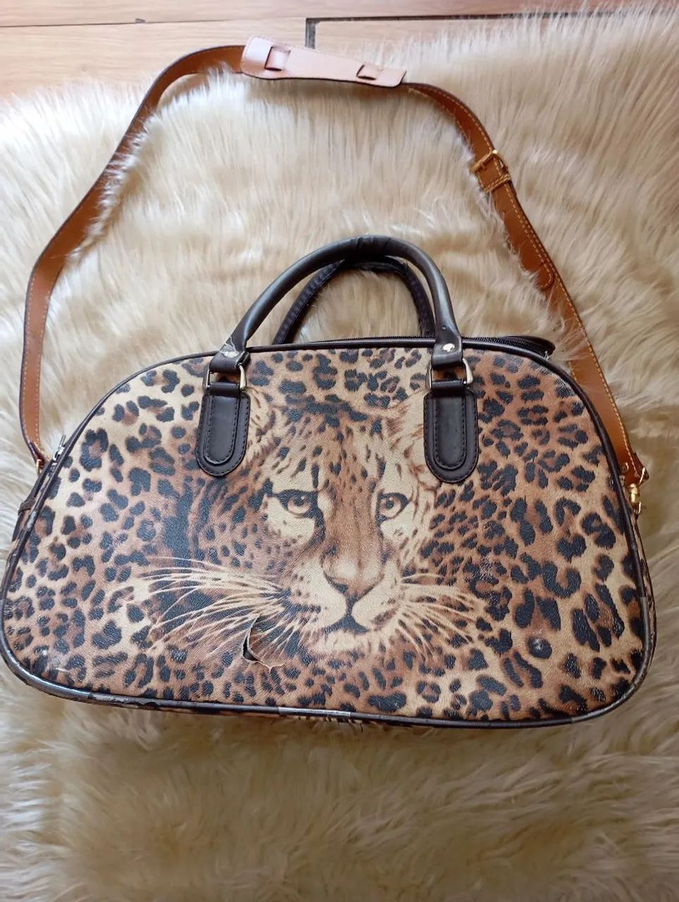 Bolsa de viagem usado 
