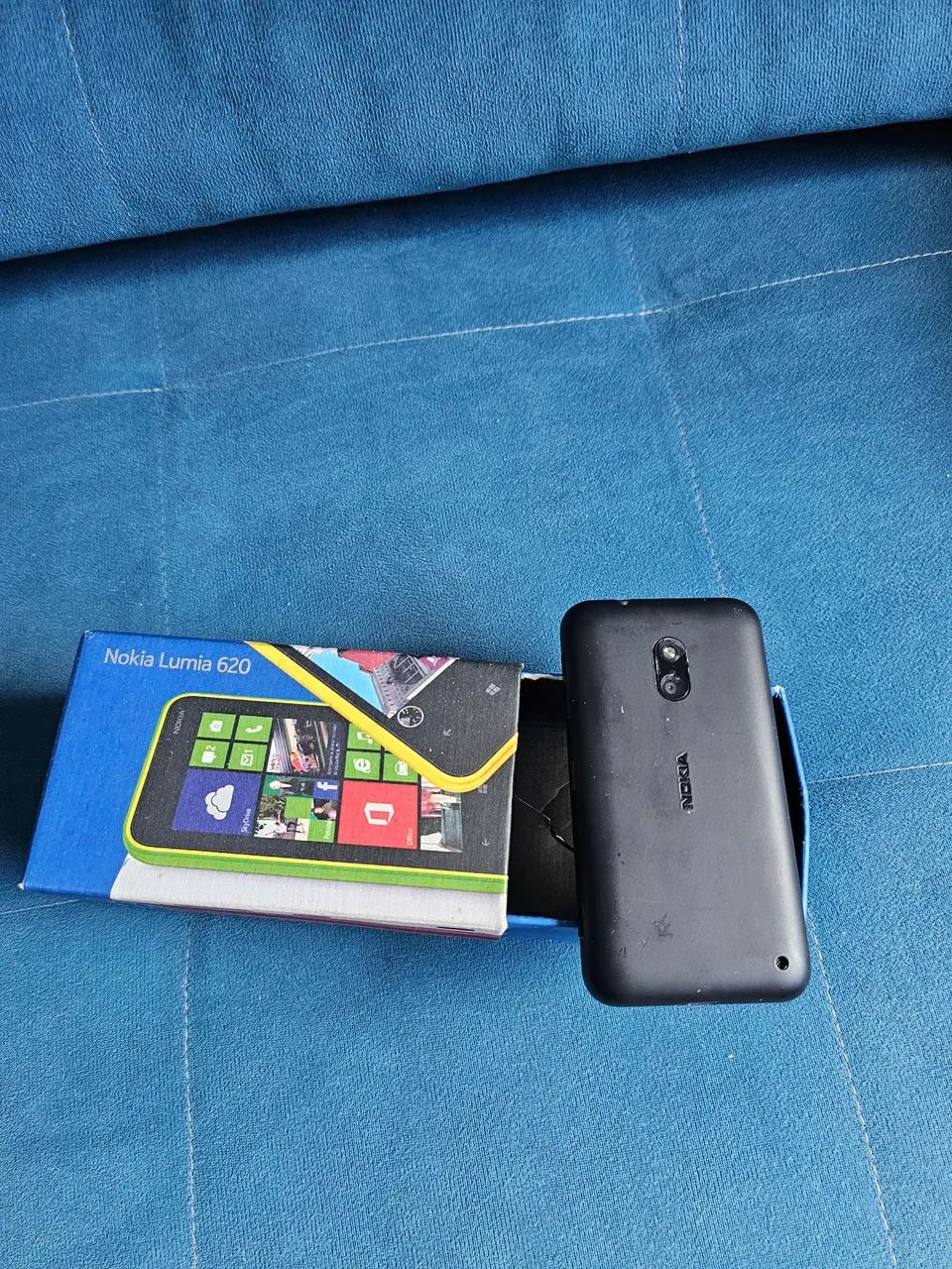 Nokia Lumia 620.  - Foto 3