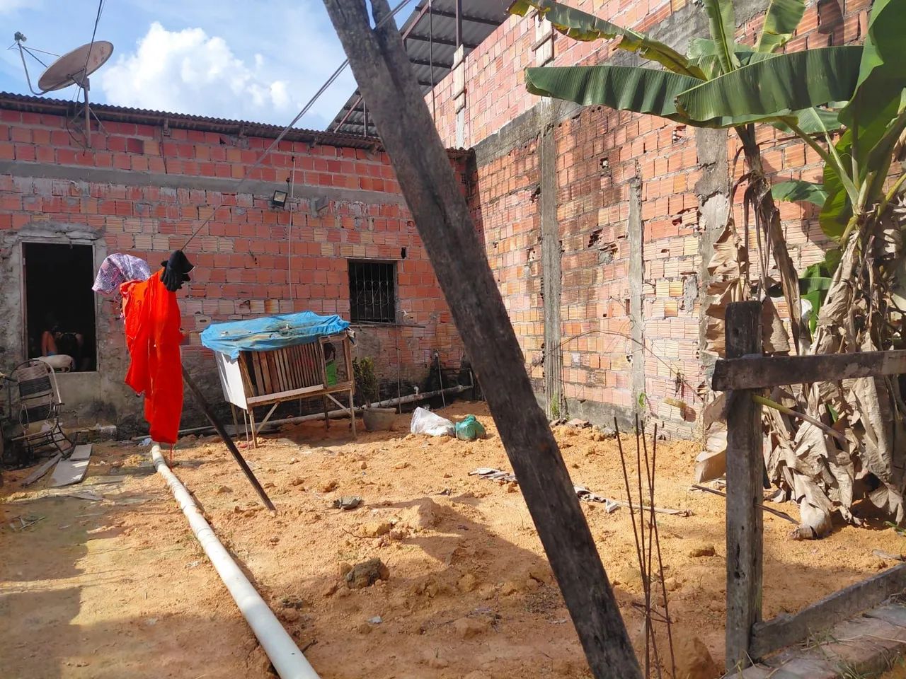 VENDE-SE CASA COLÔNIA TERRA NOVA  - Foto 4
