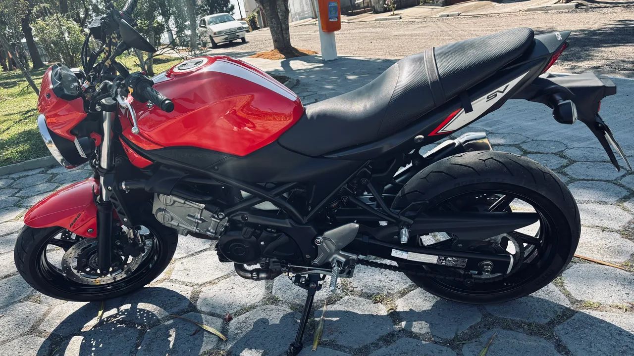 Suzuki SV650  - Foto 4