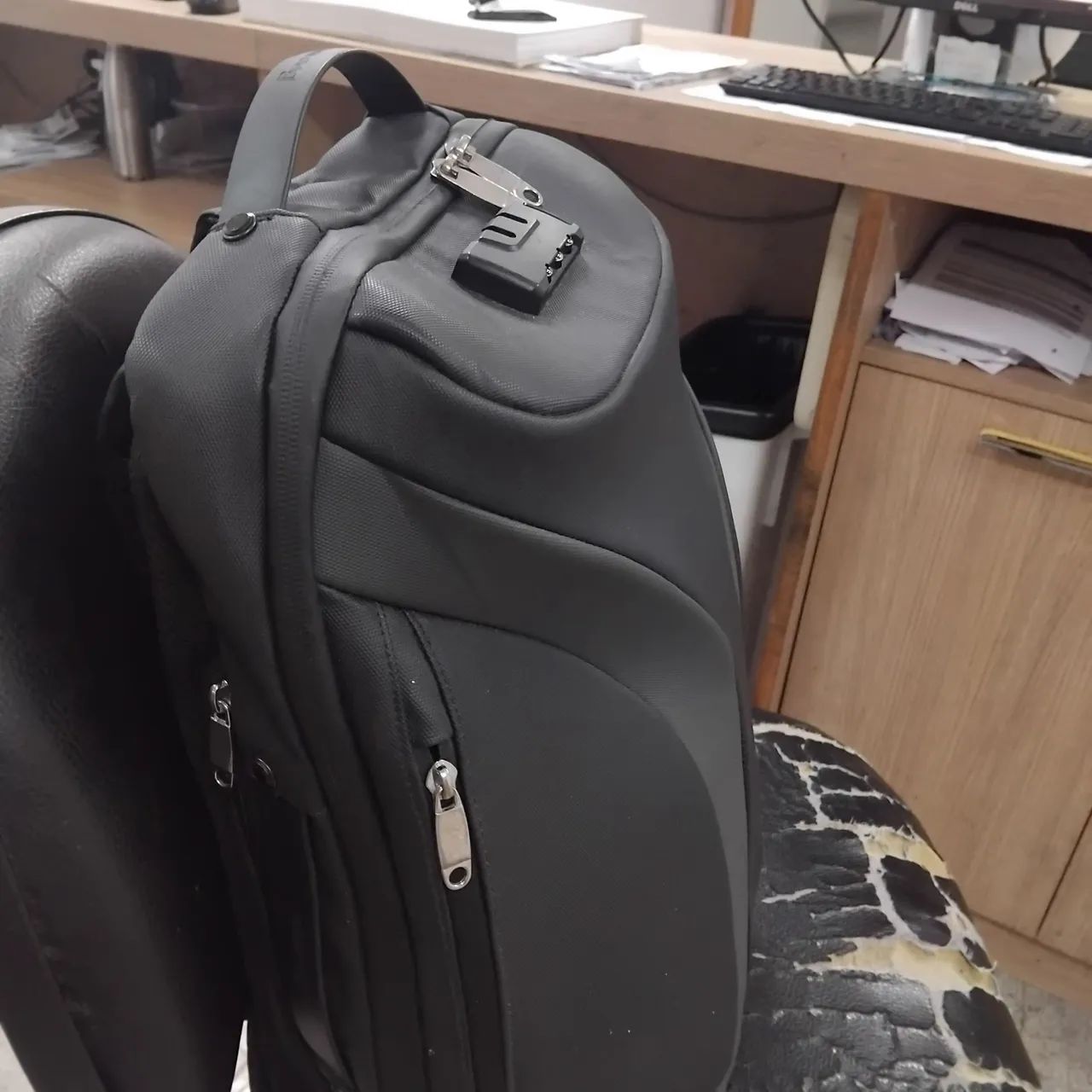 Vendo mochila usando  - Foto 2