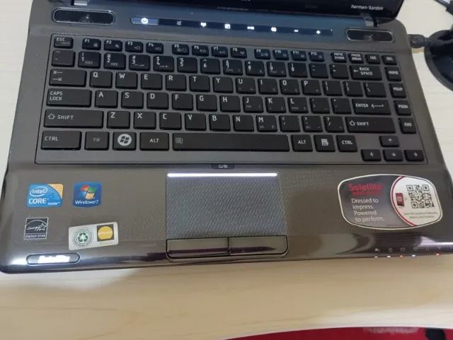 Notebook Toshiba Satellite M645-S4114 R$ 500 - Foto 3