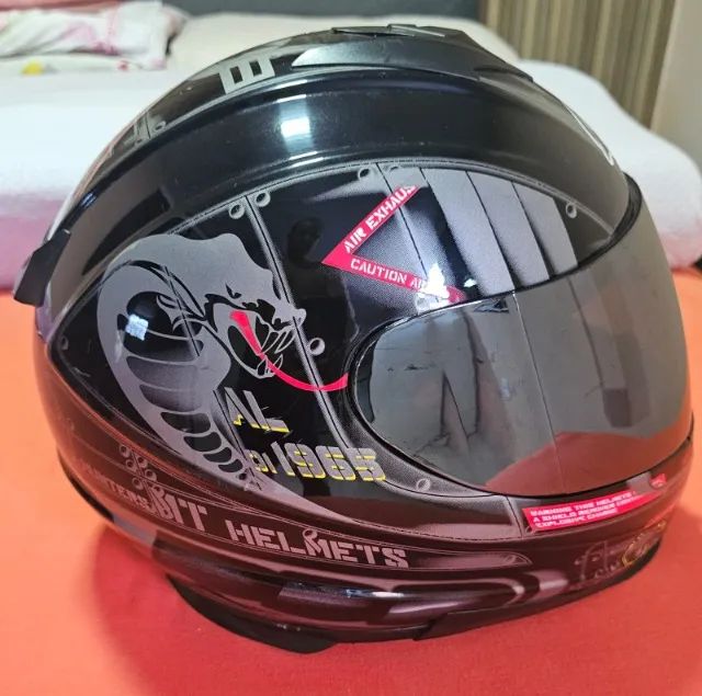 Capacete MT Hunters