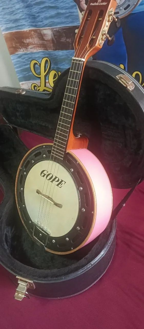 Vende-se banjo Rozini com case - Foto 5