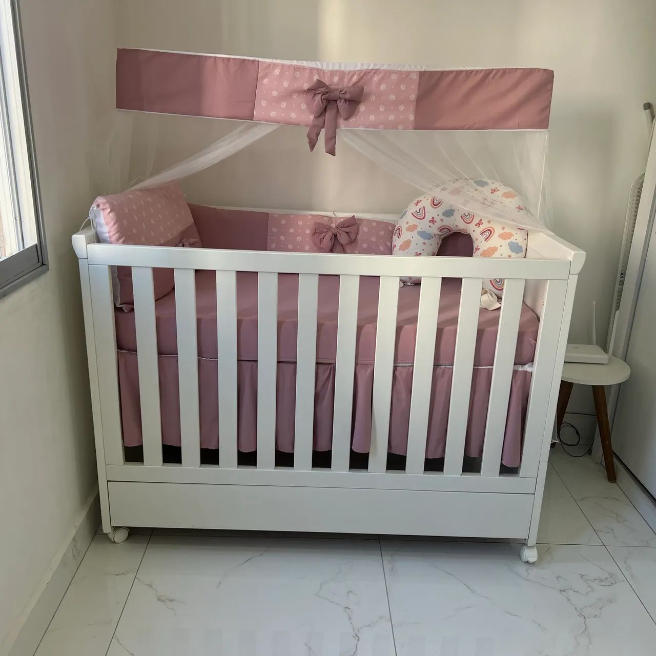 Berço Infantil Branco com Colchão - Excelente Estado