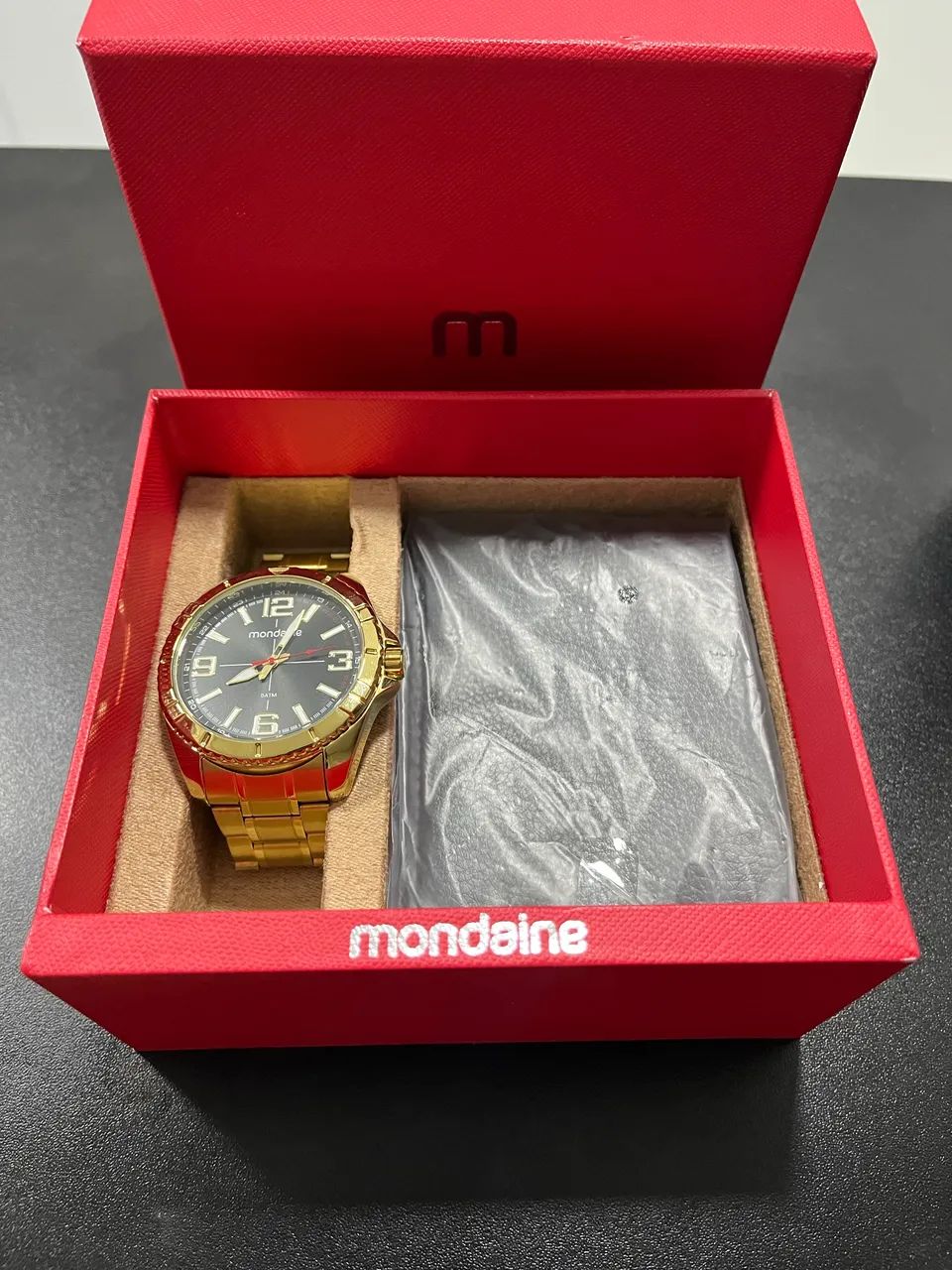 Relógio Mondaine dourado  - Foto 2